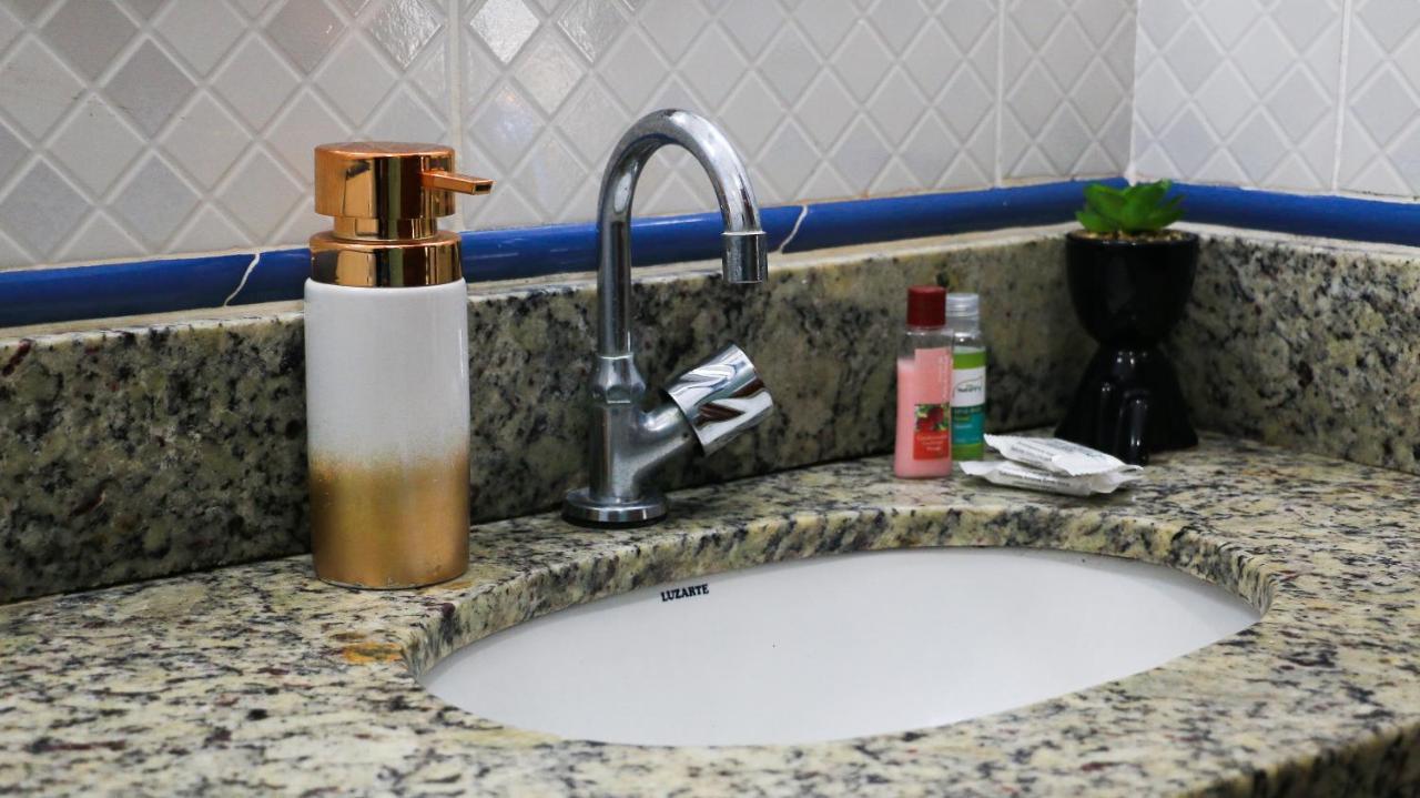Bliss Hoteis Centro Búzios Εξωτερικό φωτογραφία A soap dispenser